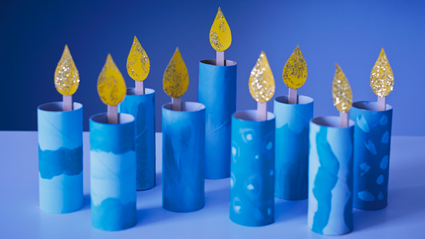 Chanukah Beeswax Candle Making Kit - Makes 9 Candles, Hanukkah Arts and  Craft Project